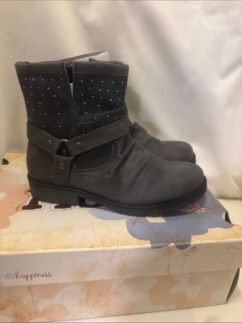 Mudd Gray Studded Mid-Calf Ankle Boots Girls size 2